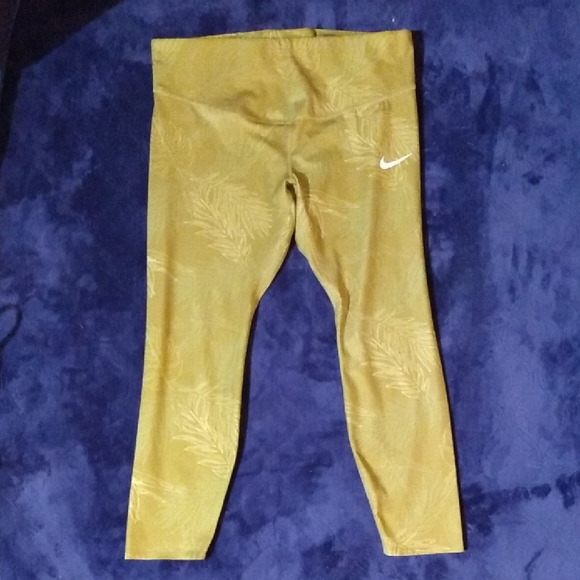 Nike Pants - Nike Gold Tone Leggings